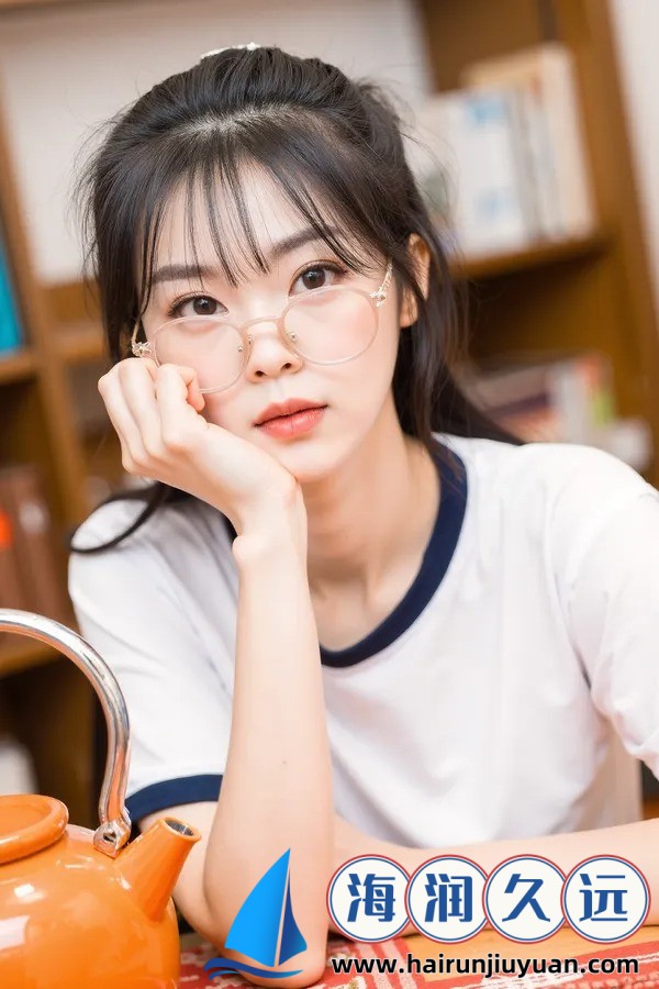 头发少怎么增加发量：提升发量的秘诀，头发少的人如何有效增加发量？