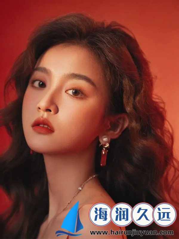 电竞女神：暴躁少女CSGO高清视觉盛宴！